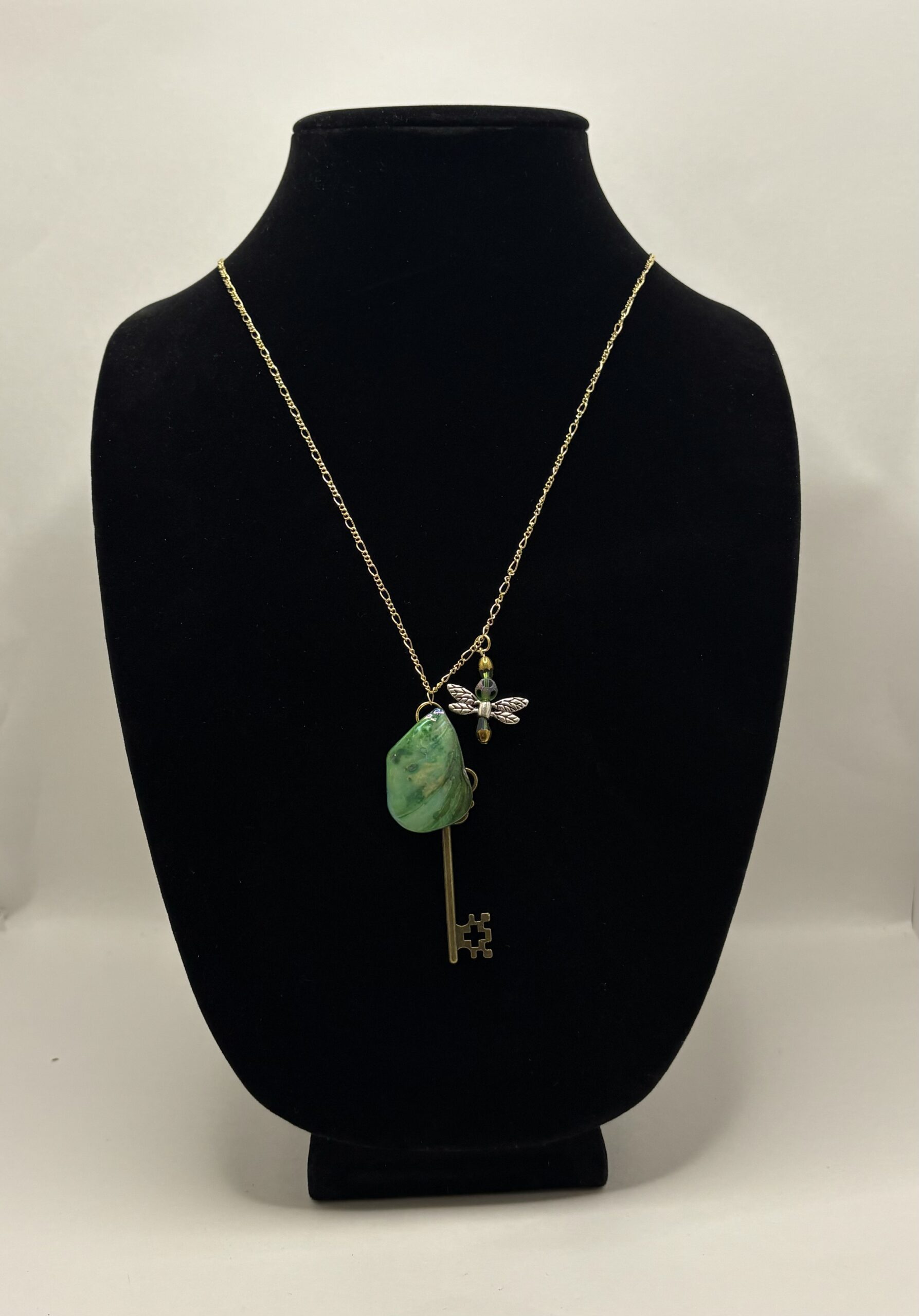 Seaside Whispers Antique Style Gold Necklace