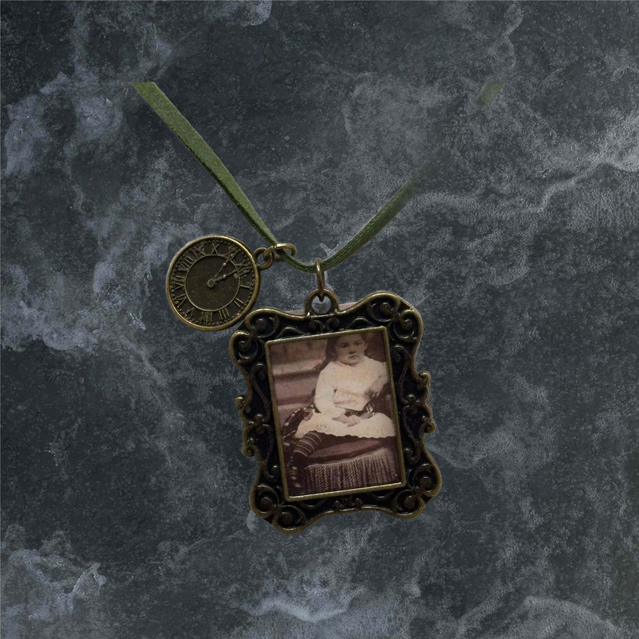 Vintage Portrait Choker